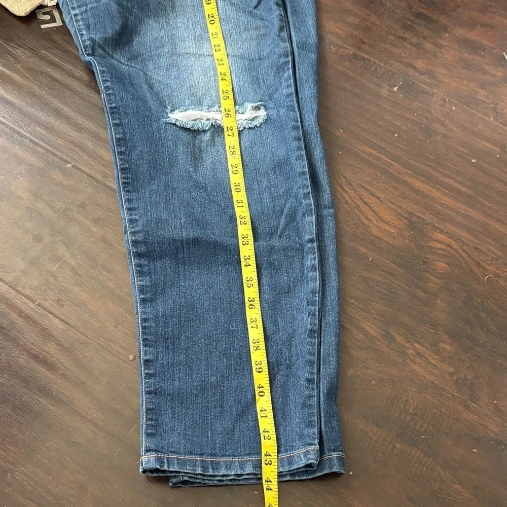 Cello Light Blue Relaxed Distressed Knee Jeans